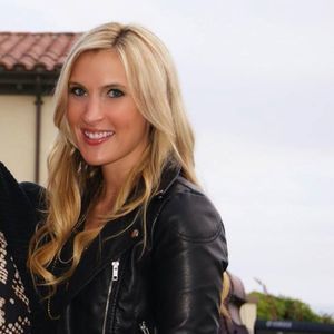 Meet your Posher, Laura nicole